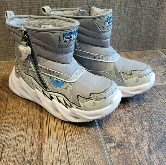 Skechers Other - Shark Winter Boots